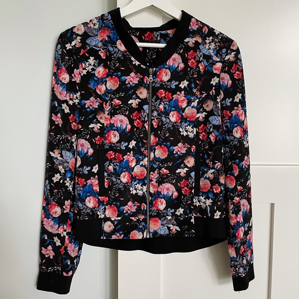 Fashionista | Bomber Jacket